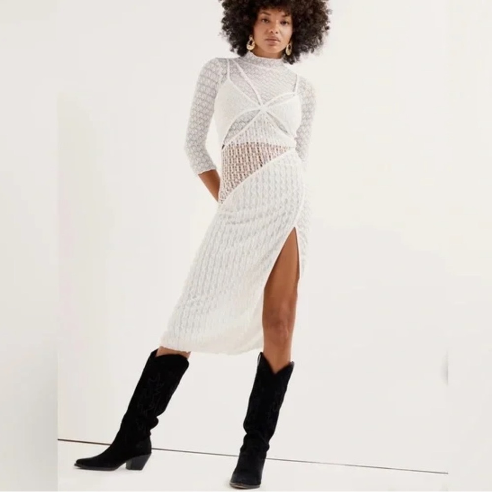 FOR LOVE & LEMONS
WHITE TRACY MIDI DRESS NWT
MSRP $269
